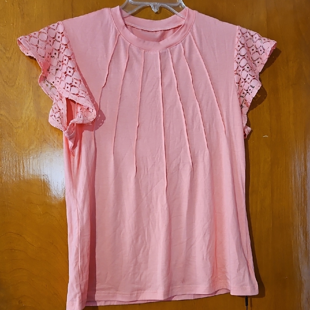 Women’s Coral Lace Sleeve Pleated Top